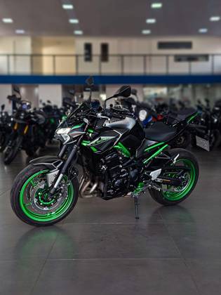 KAWASAKI Z900 SE KAWASAKI Z900 SE